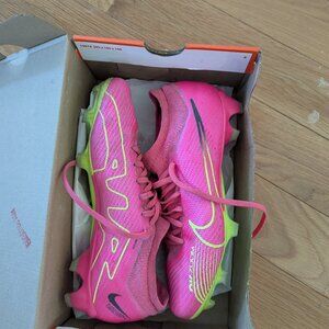 Zoom Caper 15 Pro FG Mercurials soccer cleats